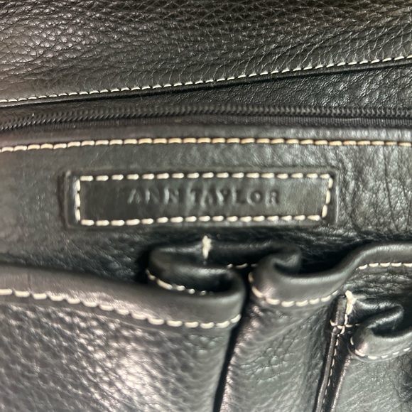 Ann Taylor Genuine Leather Tote Purse Carryall  👜 Laptop Gym Travel Bag - Picture 4 of 11